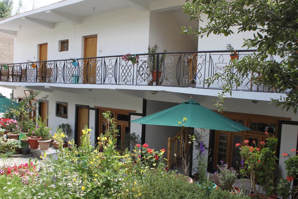 فندق ليهفي  Travellers House المظهر الخارجي الصورة